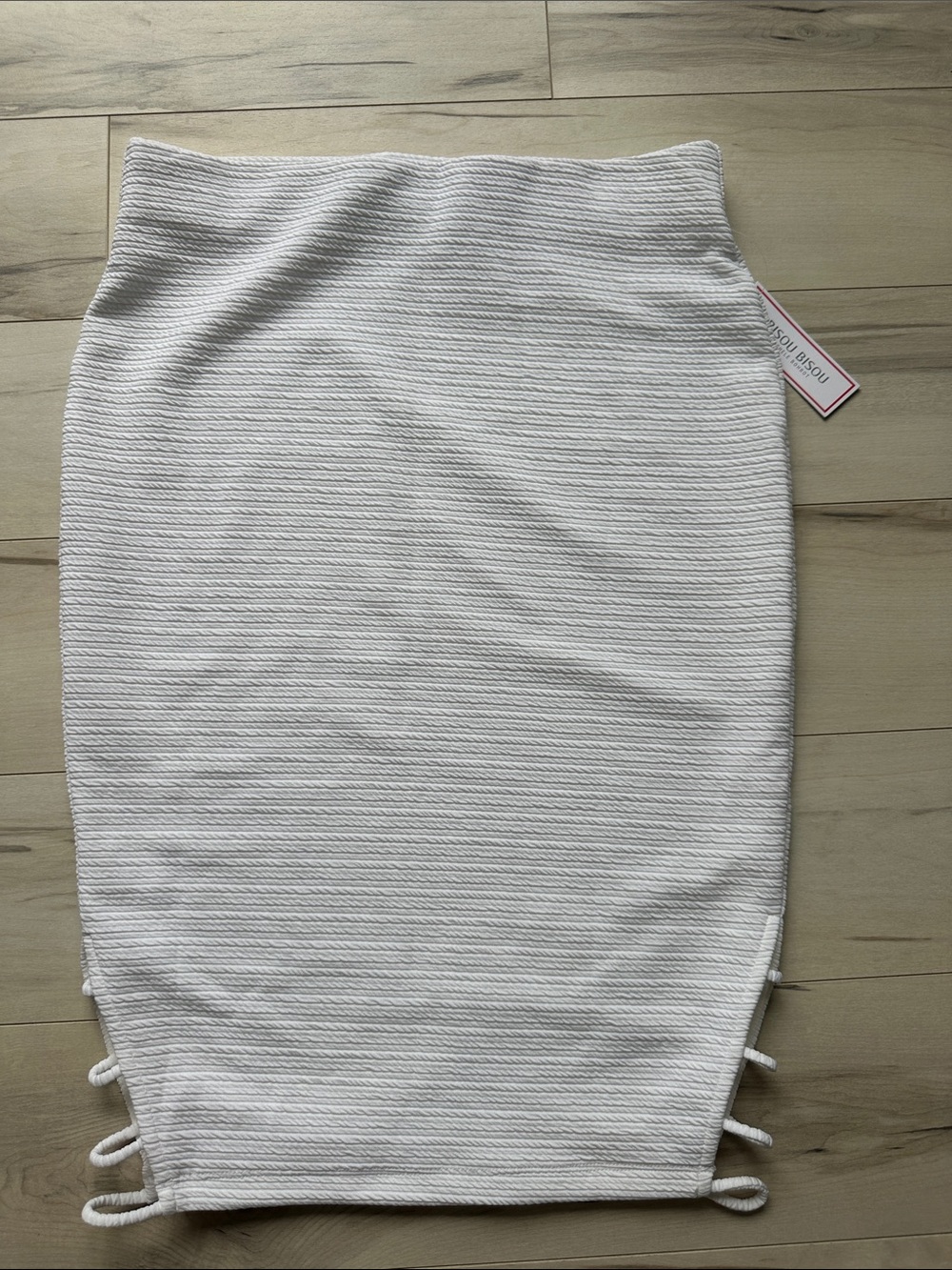 Bisou Bisou White Textured Pencil Skirt with Side Tie Detail